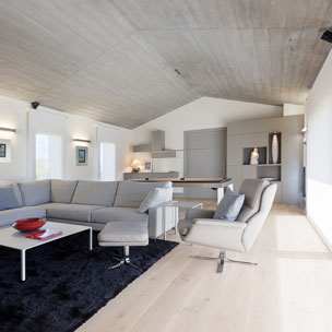 Fusteria BRAIPONT: Parquet flotant de roure natural.