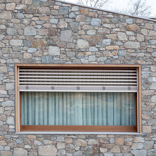 Fusteria BRAIPONT: Finestra amb vidre fix.